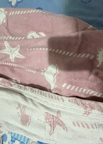8 Yaş Beden Kız Çocuk Kapüşonlu Bornoz Pembe Desenli