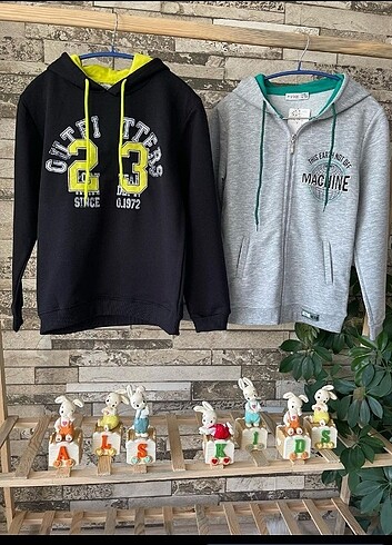 GRİ KAPŞONLU HIRKA 