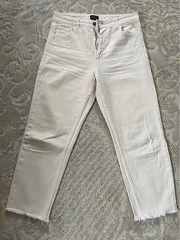 Bej mom jean