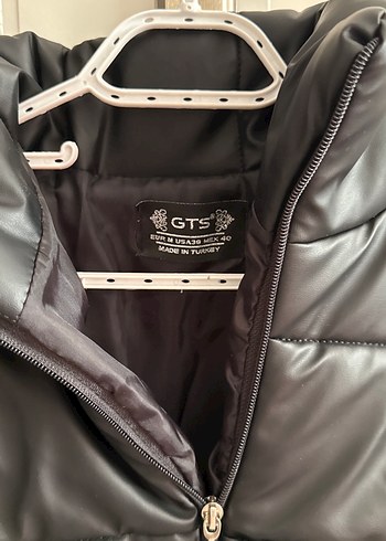 Siyah Kışlık Kadın Mont - Görsel 2