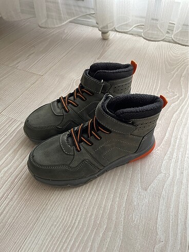 Çocuk bot - Görsel 2