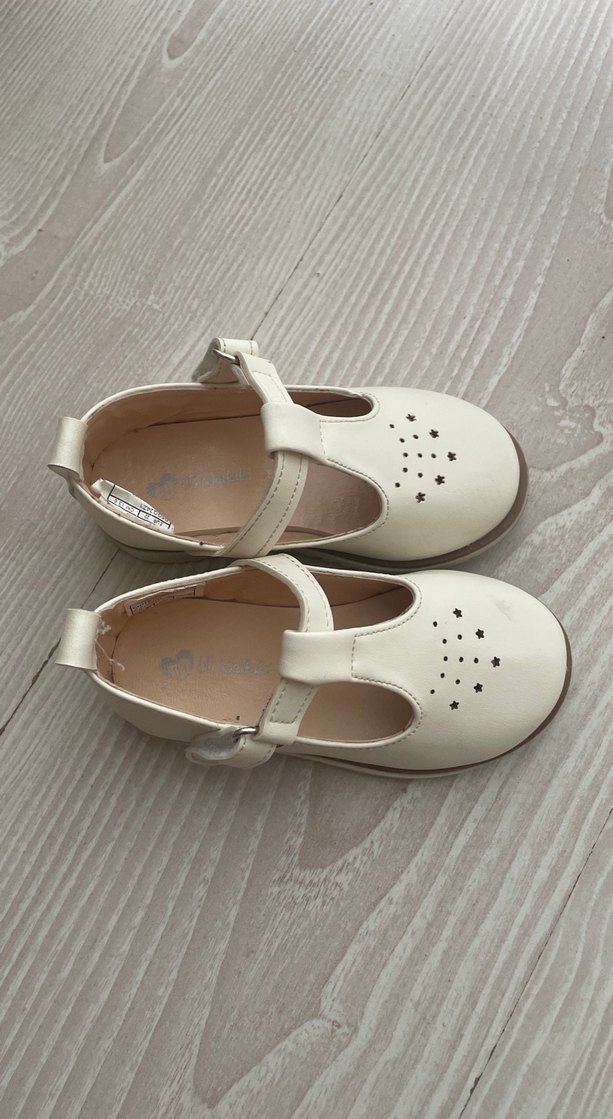 Kız Çocuk Beyaz Tokalı Bale Ayakkabısı - Görsel 3