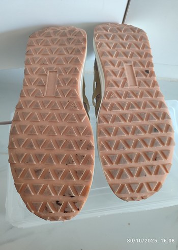 Bağcıklı pudra spor ayakkabı - Görsel 4