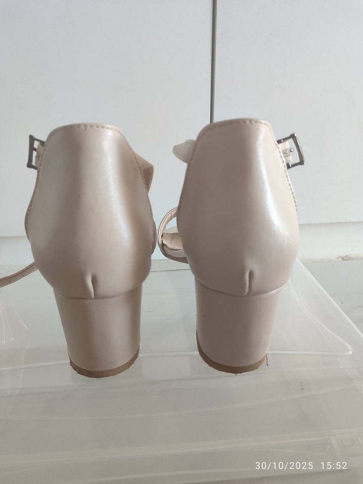 Bej Tokalı Kadın Topuklu Ayakkabı - Görsel 3