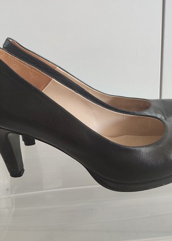 Derimod Siyah Stiletto Topuklu Klasik Kadın Ayakkabısı - Görsel 2