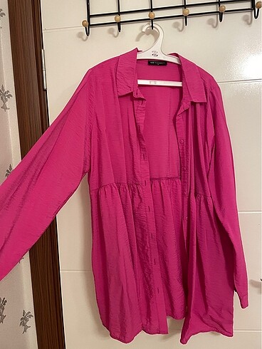 Pembe Gömlek