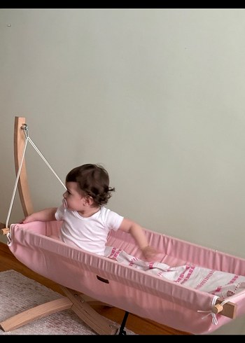  Beden Ahşap Ayaklı Pastel Pembe Bebek Hamak