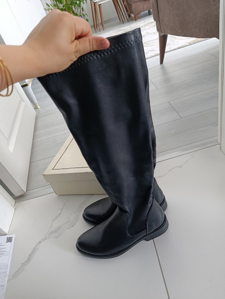 Kadın Siyah Fermuarlı Topuklu Çizme - Görsel 5