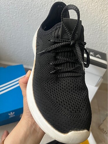 37 Beden siyah Renk Spor ayakkabı