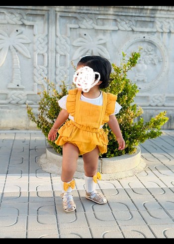 Sarı Fırfırlı Bebek Kız Tulumu
