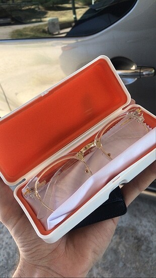 Wilson gold unisex