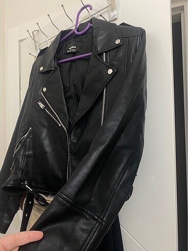 l Beden Pull and bear deri ceket
