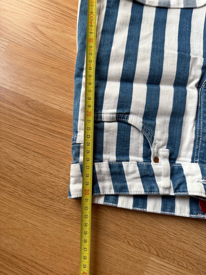 Düğmeli Çizgili Hamile Midi Şort - Görsel 3