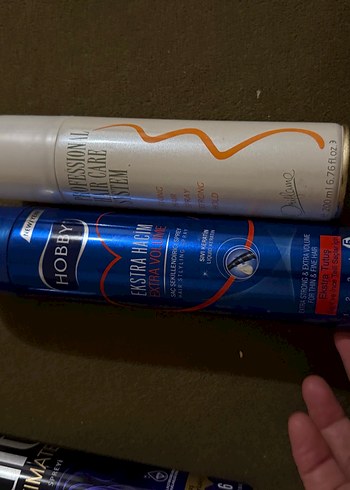 Schwarzkopf Taft Saç Spreyleri ve Profesyonel Saç Bakım Spreyi - Görsel 5