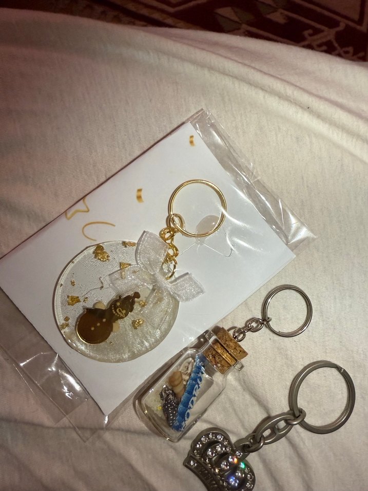 Parlak Altın Püsküllü Bohem Anahtarlık - Görsel 2