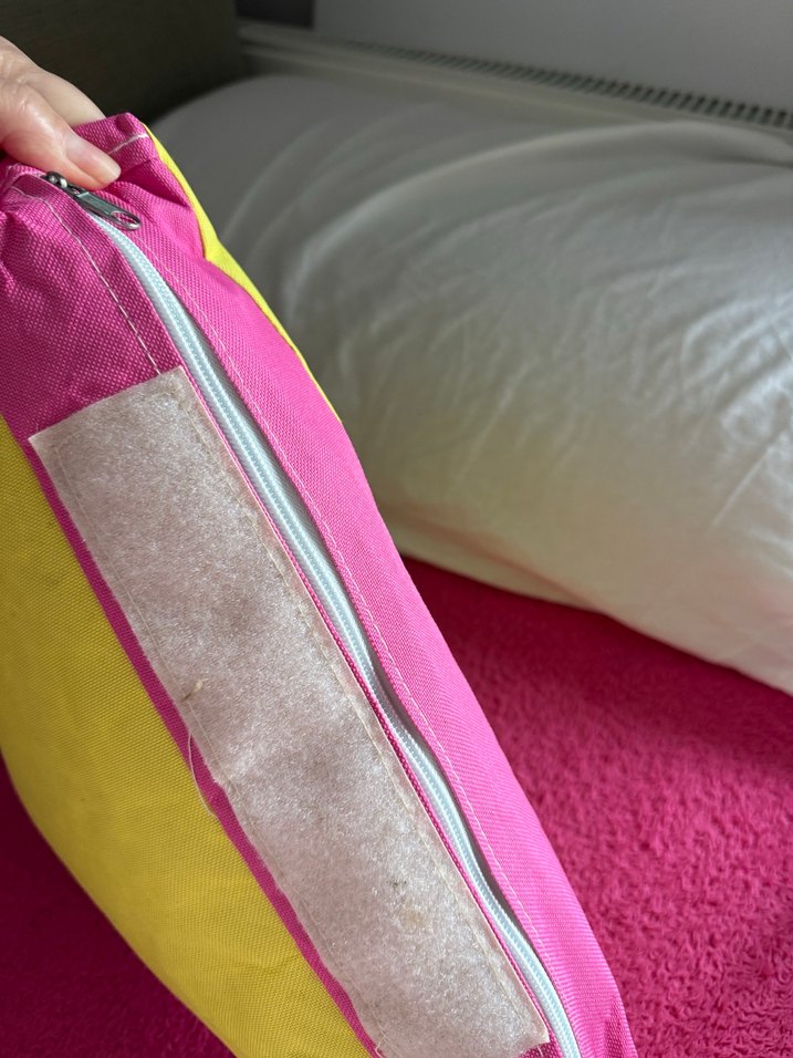 Renkli Üçgen Pop Kültür Yastık - Görsel 3