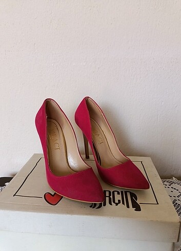 Diğer 36 Numara Fuşya stiletto