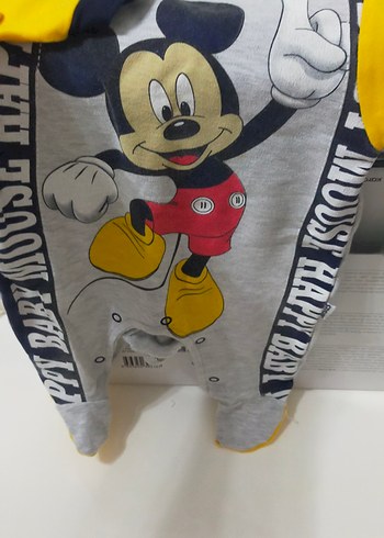 Gri Mickey Mouse Desenli Bebek Tulum