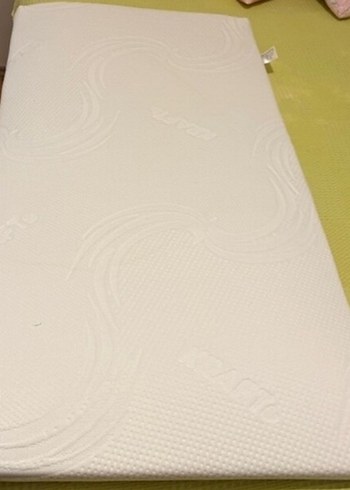 Yeşil ve Gri Oyun Parkı Yatağı - Görsel 2