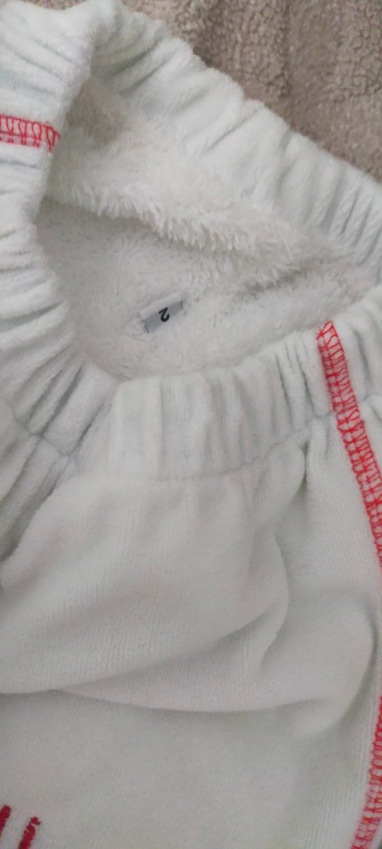 Kapüşonlu, düğmeli, nakışlı bebek takım - Görsel 3