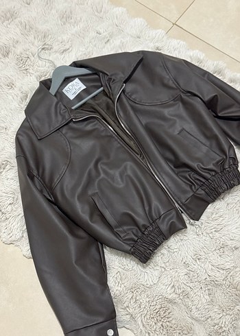 Kahverengi Deri Kısa Fermuarlı Ceket - Görsel 3