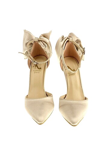36 Beden Vintage Love Stiletto %70 İndirimli.