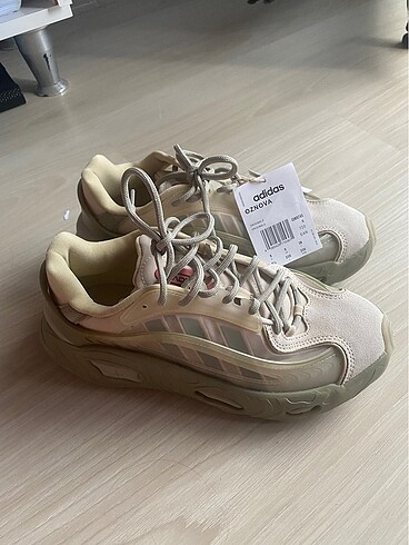 38 Beden haki Renk Adidas oznova