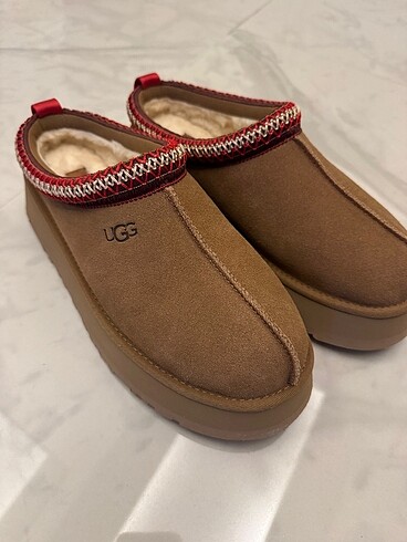Ugg Tazz