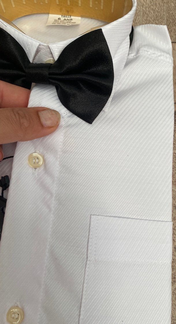 Düğmeli Siyah Papyonlu Beyaz Çocuk Gömleği - Görsel 2