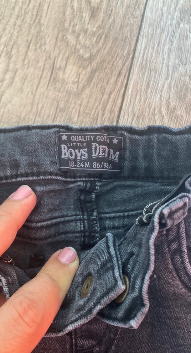 Gri Nakışlı Rahat Kesim Erkek Çocuk Kot Pantolon - Görsel 4