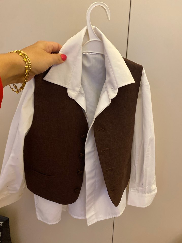 Çocuklar için Düğmeli Yelekli Gömlek Takımı - Görsel 2