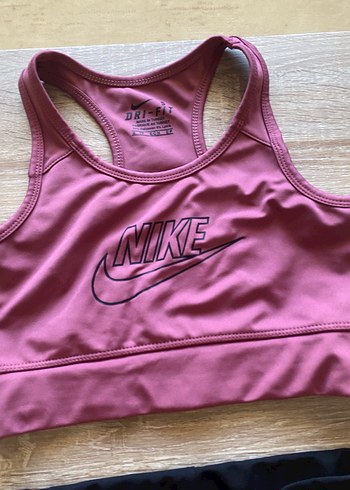 Nike Kadın Pembe Sporcu Sütyeni ve Siyah Şort - Görsel 3