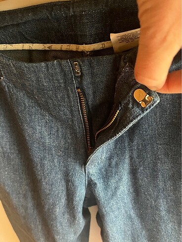 38 Beden mavi Renk Levi?s kot pantolon