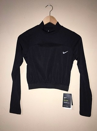 Nike spor üst