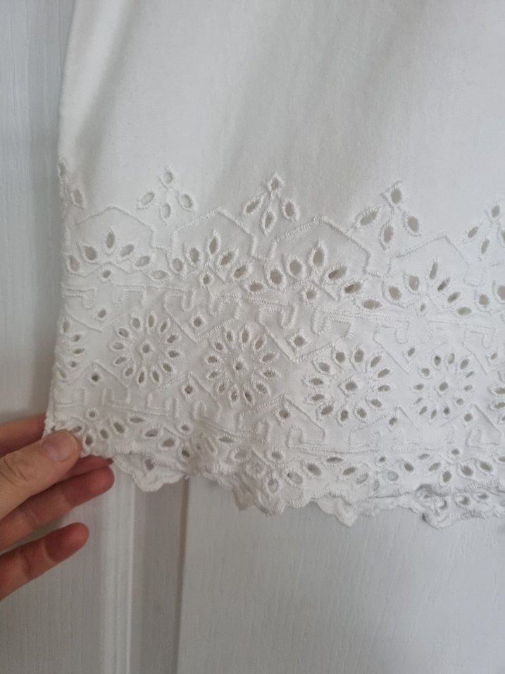 Dantel Detaylı Beyaz Kadın Bluz - Görsel 4