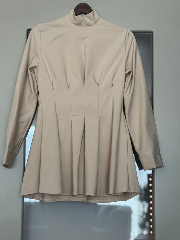 Özel dikim Bej Yüksek Yakalı pileli Bluzu - Görsel 2