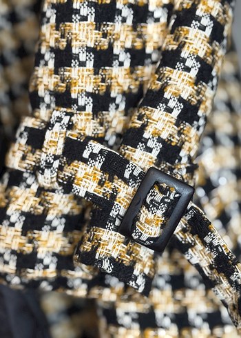 Hülya İnce Sarı-Siyah Kazayağı desenli Ekose Midi Kadın Kaban - Görsel 4