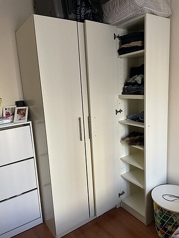 Beden SATILDI 3 kapaklı özel tasarım gardrop,portmanto