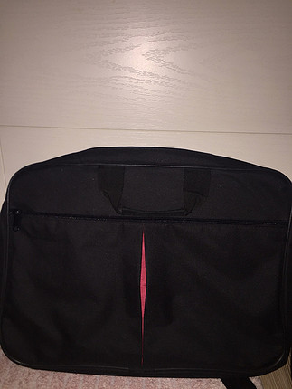 Laptop cantası