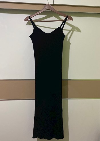 Siyah İnce Askılı Uzun Elbise - Görsel 2