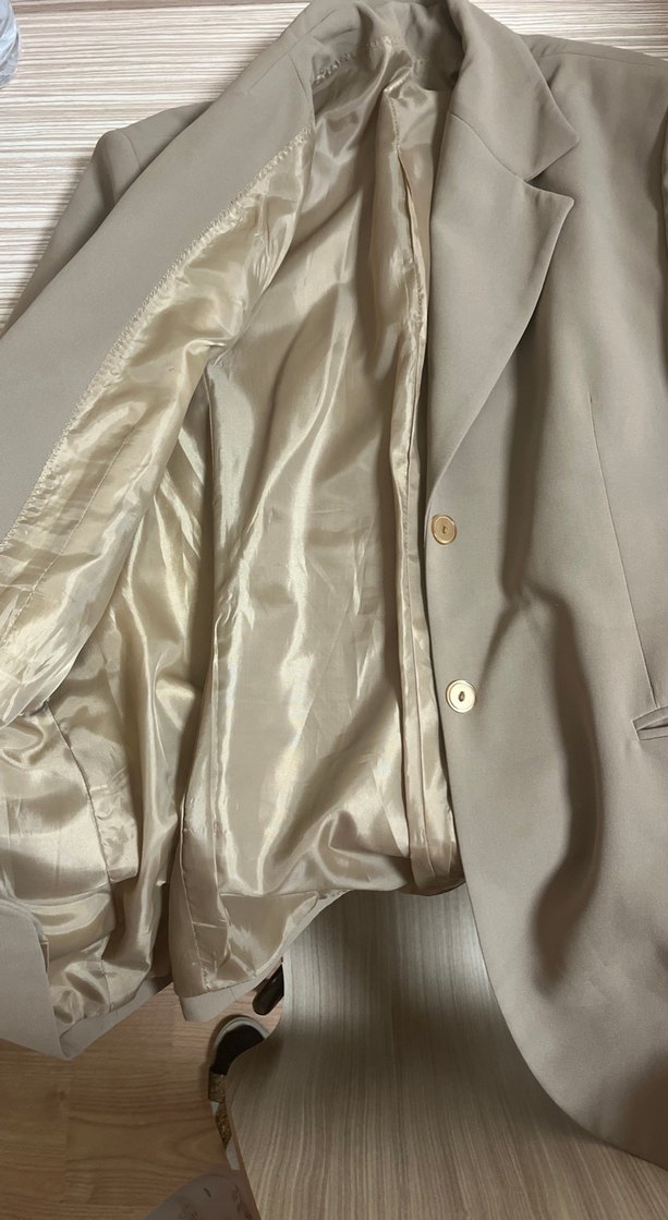 Bej Düğmeli kadın Ceketi - Görsel 2