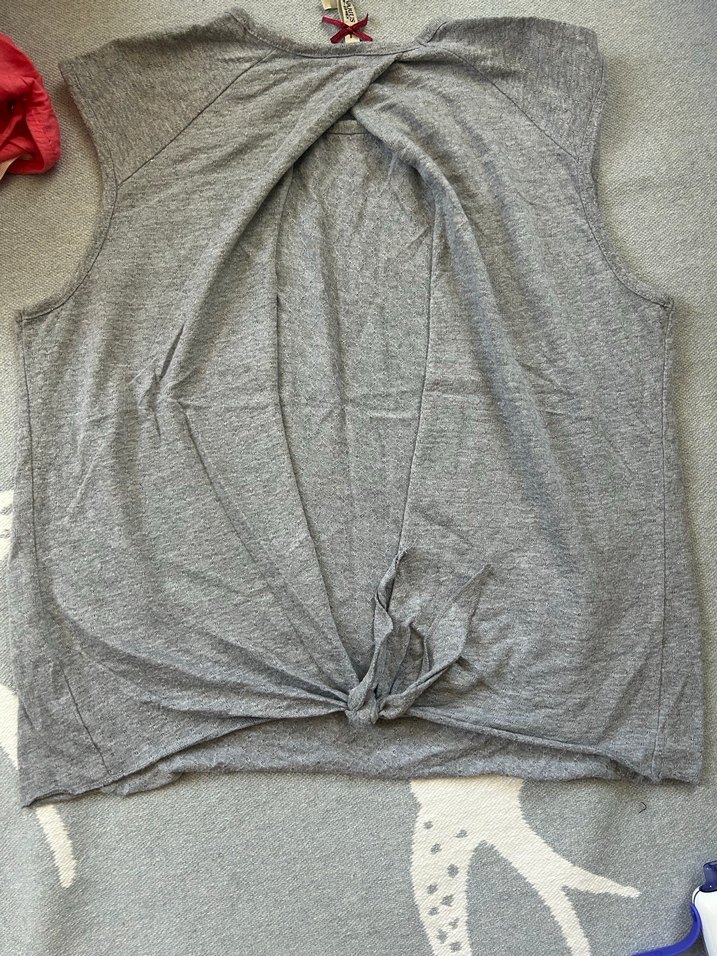 Stradivarius sırt dekolteli bluz - Görsel 2