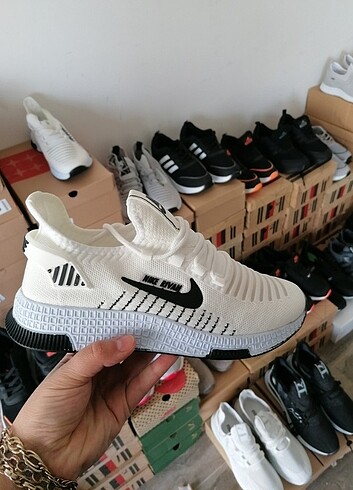 Nike spor ayakkabı