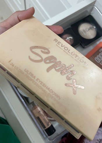 Bej Tonlarında Göz Farı Paleti - Görsel 2