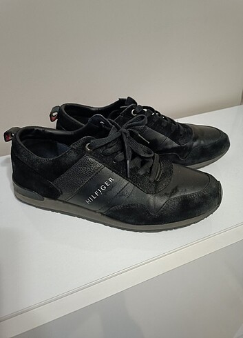 TOMMY HİLFİGER ERKEK AYAKKABI