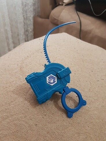 Beyblade orjinal hasbro eagle atıcı