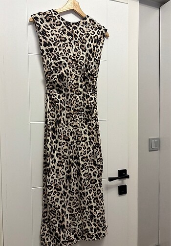 Zara leopar elbise