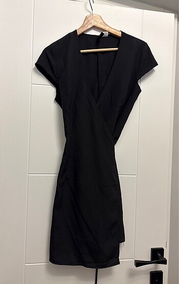 H&M siyah elbise