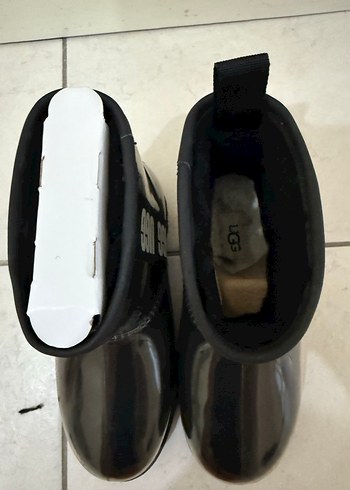 UGG  Siyah Kadın Yağmurluk Bot - Görsel 4