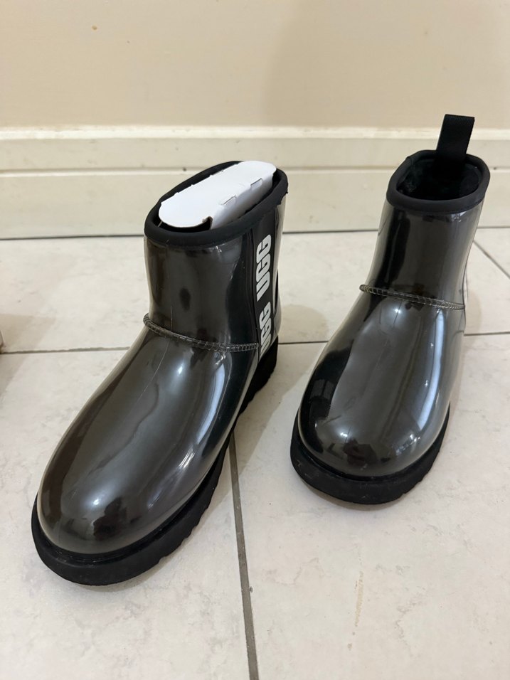 UGG  Siyah Kadın Yağmurluk Bot - Görsel 2